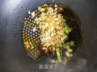 清炖白菜粉条冻豆腐的做法步骤：2