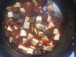 猪肉炖鸭血豆腐的做法步骤：7