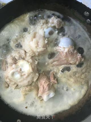 猪骨莲藕汤的做法步骤：2