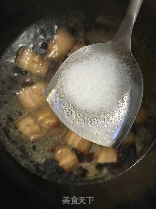 板栗红烧肉的做法步骤：11