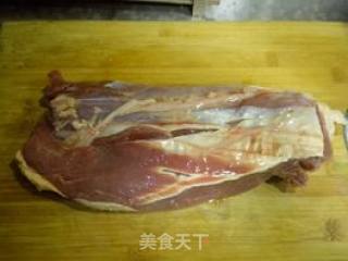 卤牛肉（简易版）的做法步骤：1