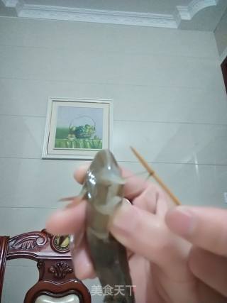 椒盐红虾的做法步骤：2