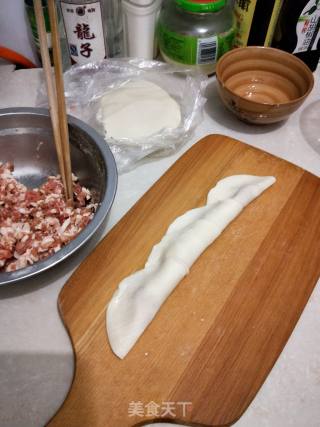 玫瑰花煎饺的做法步骤：5