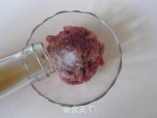 千叶豆腐炒牛肉丝的做法步骤：2