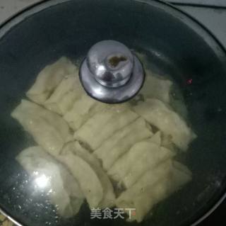 锅贴的做法步骤：10