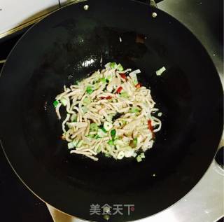 扁豆炒肉丝的做法步骤：6