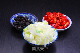 风味地三鲜的做法步骤：4