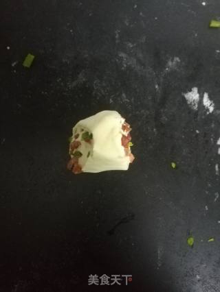 葱花香肠卷的做法步骤：11