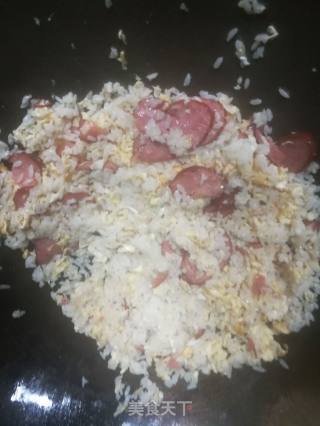 红肠蛋炒饭的做法步骤：5
