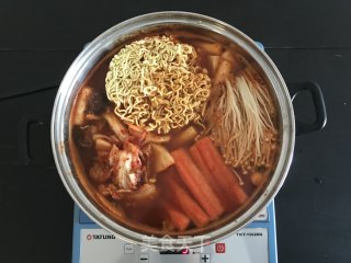 部队锅的做法步骤：5