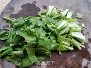 青菜炒油条的做法步骤：3