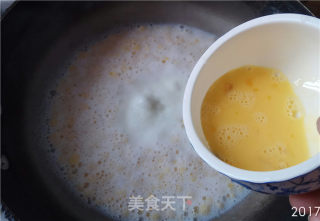 牛奶鸡蛋玉米羹的做法步骤：5