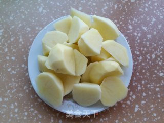 土豆梅干菜烧肉的做法步骤：8