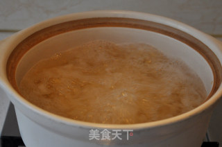 银耳冰糖梨糖水的做法步骤：7