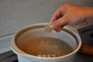 银耳冰糖梨糖水的做法步骤：11