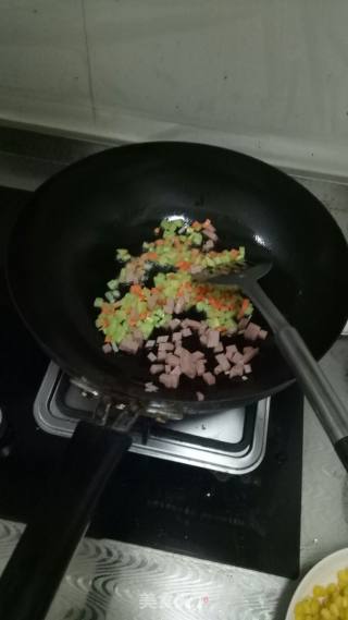 快手菜——什锦玉米的做法步骤：3
