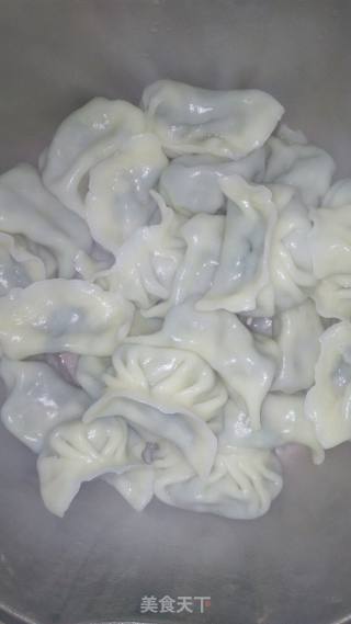水饺的做法步骤：4