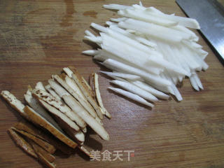 香干炒萝卜丝的做法步骤：2