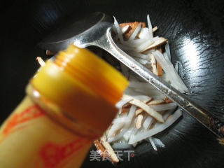 香干炒萝卜丝的做法步骤：6