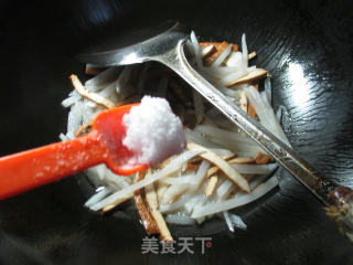 香干炒萝卜丝的做法步骤：7