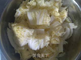 肉肠辣炒大白菜的做法步骤：2