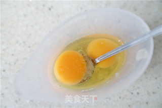 鸡蛋葱油黑麦面的做法步骤：3