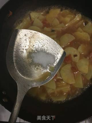 番茄炒土豆的做法步骤：7