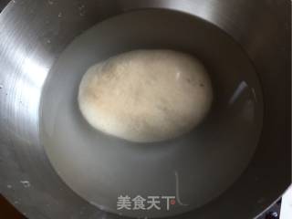 自制水面筋塞肉的做法步骤：5