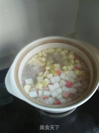 羊肉茭白炖红萝卜的做法步骤：5