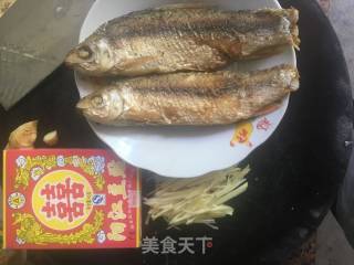 豆豉鱼的做法步骤：1