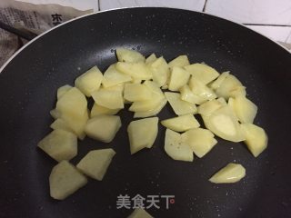 土豆鸡蛋面片的做法步骤：5
