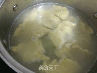 土豆鸡蛋面片的做法步骤：7