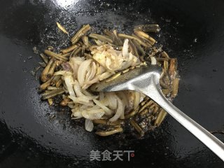 家常鳝丝的做法步骤：11