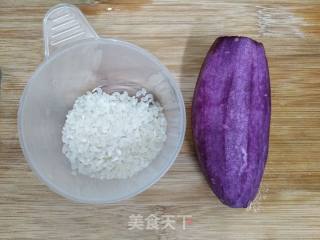 早餐：紫薯粥的做法步骤：1