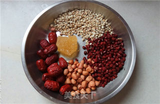 红枣薏米赤豆汤的做法步骤：1