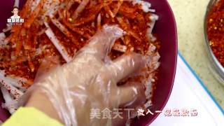 朝族媳妇教你正宗辣白菜的做法的做法步骤：17