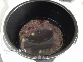 十谷米八宝粥的做法步骤：3