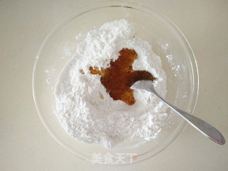 糖桂花年糕的做法步骤：1