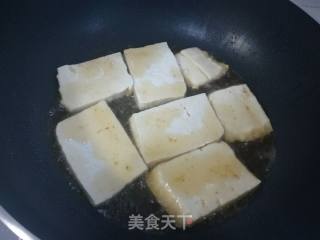 酱香白菜烧豆腐的做法步骤：2