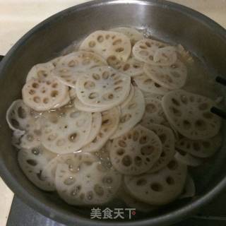 醋溜藕片的做法步骤：3