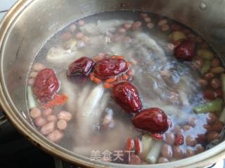 凤爪养颜汤的做法步骤：7