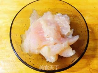 糟溜鱼片的做法步骤：1