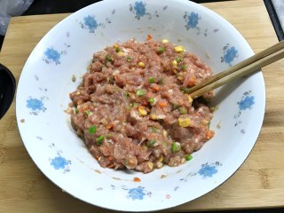 鲜肉烧卖的做法步骤：5