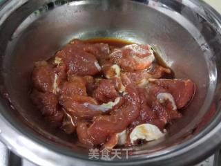 青椒肉片的做法步骤：2