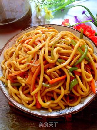 美味复合酱油炒面的做法步骤：10