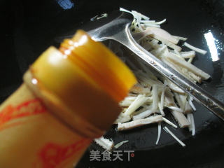 韭菜芽炒牛肚的做法步骤：4
