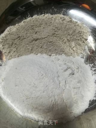 荞面虾仁烧麦的做法步骤：1