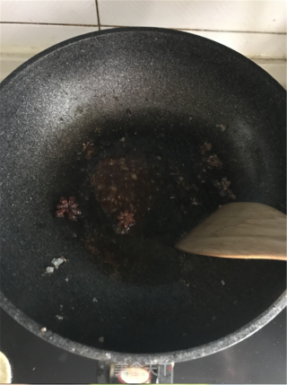 红烧肉炖土豆的做法步骤：5