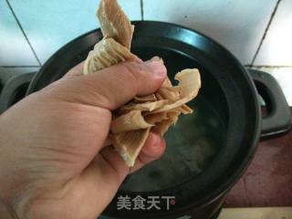 竹笋酸豇豆鸡汤的做法步骤：7