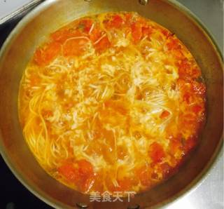 西红柿鸡蛋面的做法步骤：9